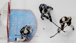 Devils minimalistisch - Pastrnak scort und scort
