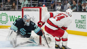 NHL: Philipp Grubauer kassiert fünf - Moritz Seider glücklos