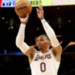 Pleite für Lakers - James will nicht über Westbrook reden