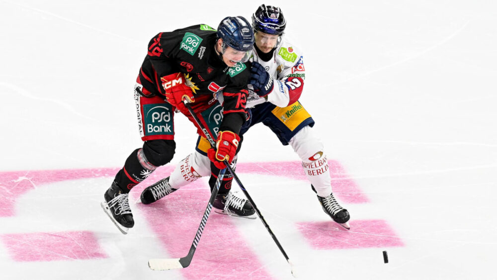 "Einfach bitter": Schlusslicht DEG verspielt Führung gegen Tabellenführer | Eishockey - Highlights by MagentaSport | Video