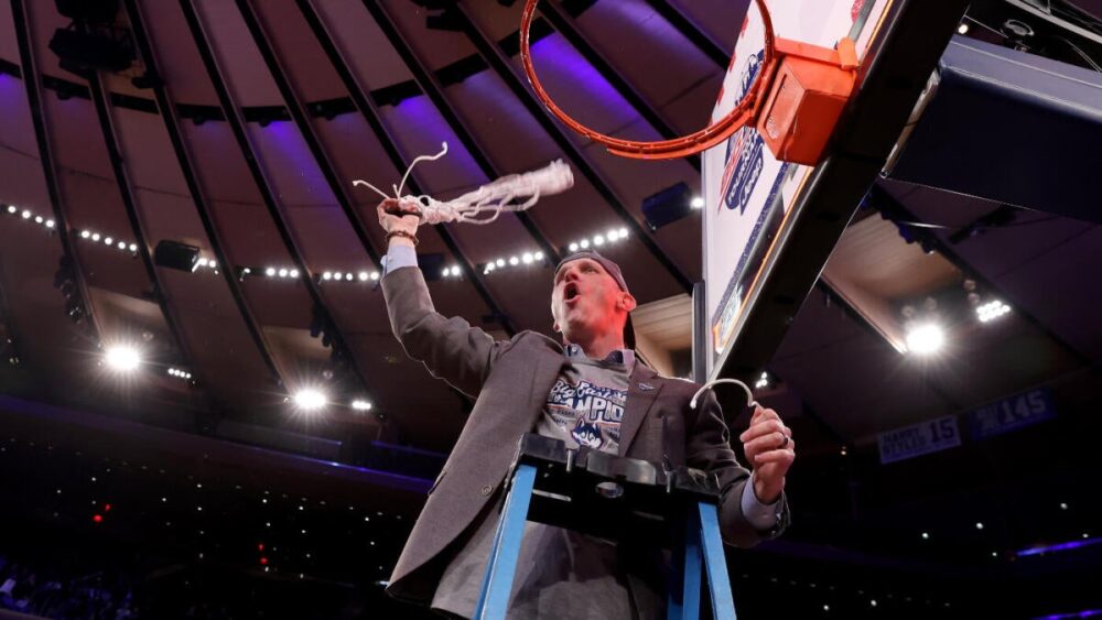 Warum Dan Hurley von UConn ein Jahr lang an dem Knicks -Coaching -Job interessiert sein könnte, nachdem sie die Lakers abgelehnt haben