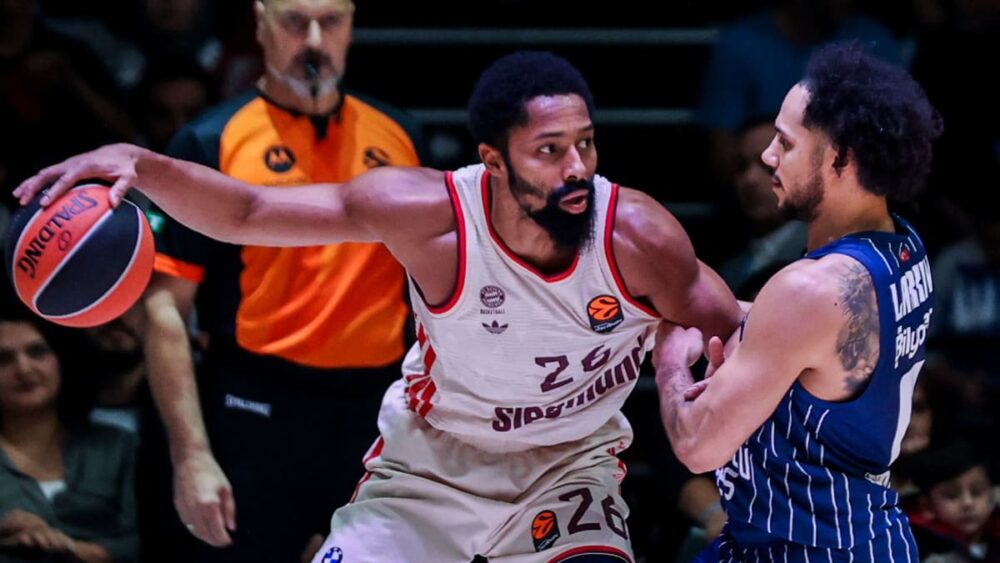 Mit Video: Dinwiddie verpasst Gamewinner: Bayern verliert Thriller bei Anadolu Efes