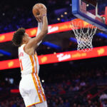 Johnson legt Career High auf: Hawks gewinnen nach Double-OT gegen Sixers | NBA-Highlights | Video
